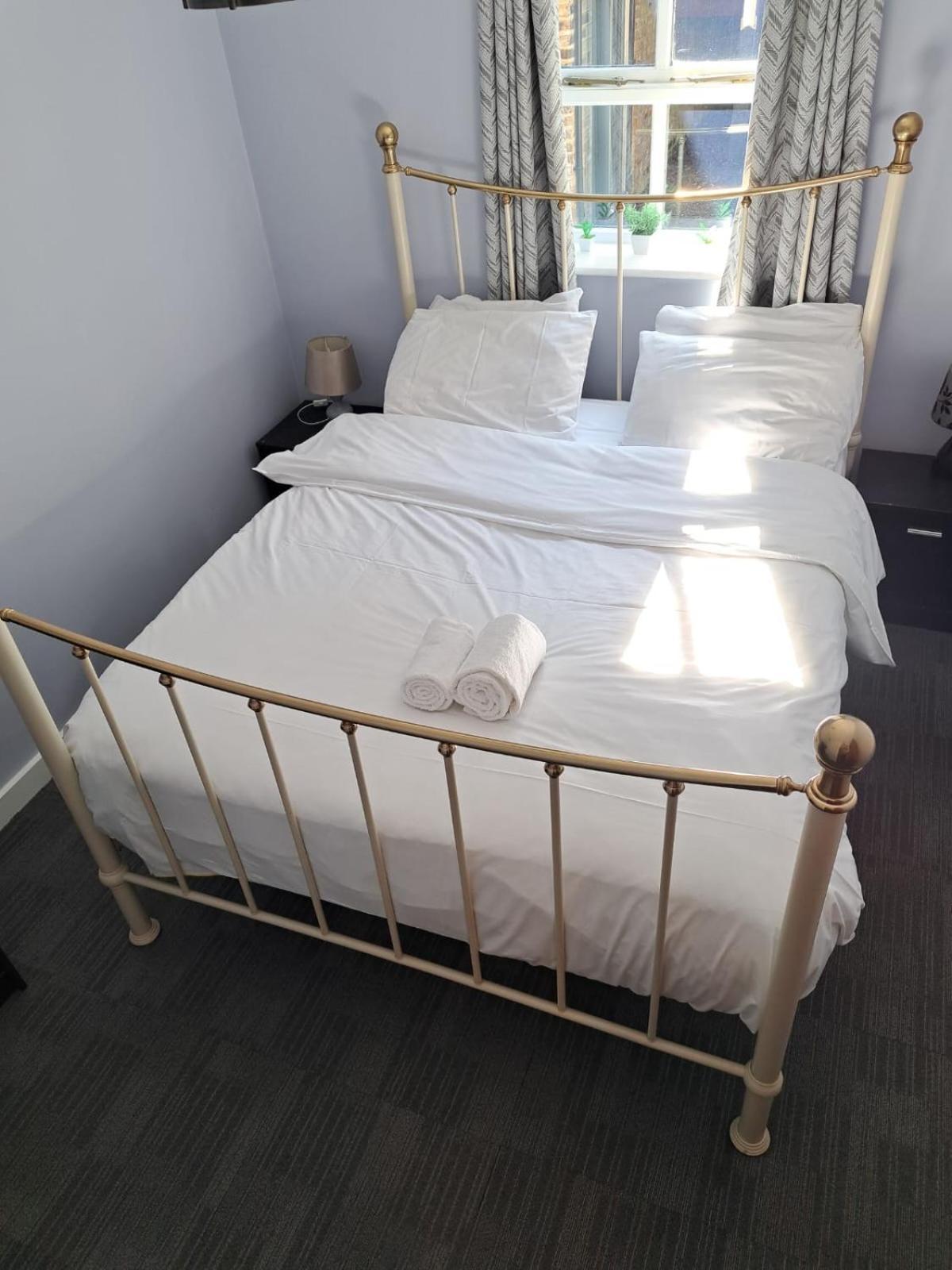 Watercress Barns Apartment ซิททิงบอร์น ภายนอก รูปภาพ