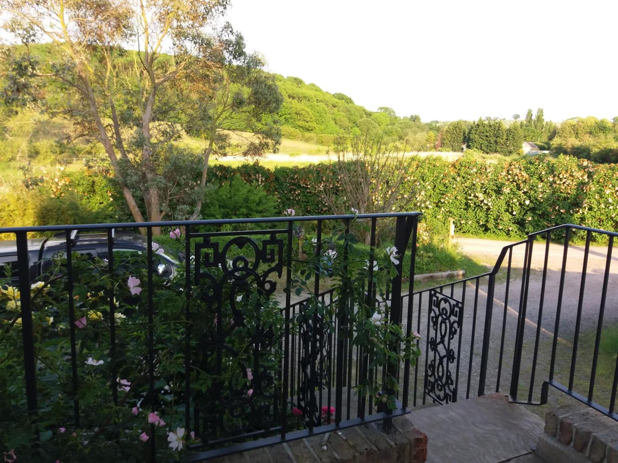 Watercress Barns Apartment ซิททิงบอร์น ภายนอก รูปภาพ