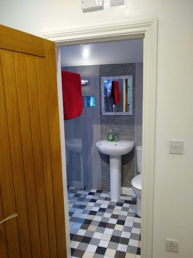 Watercress Barns Apartment ซิททิงบอร์น ภายนอก รูปภาพ