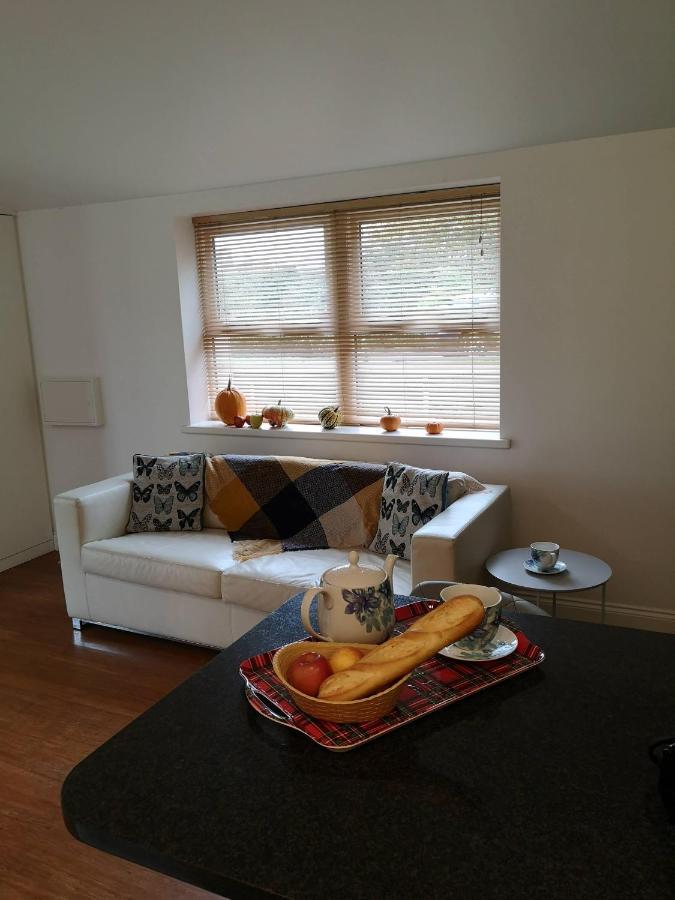 Watercress Barns Apartment ซิททิงบอร์น ภายนอก รูปภาพ